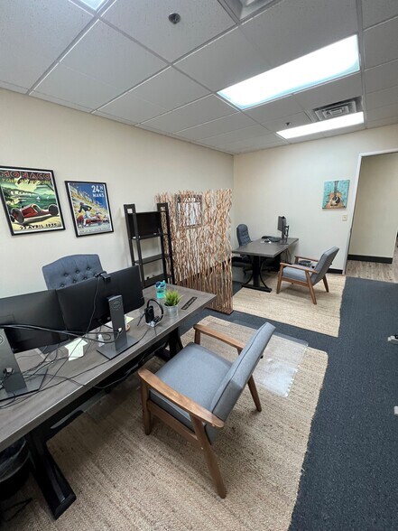 More Photos Of 3930 E Ray Rd, Phoenix Coworking Space