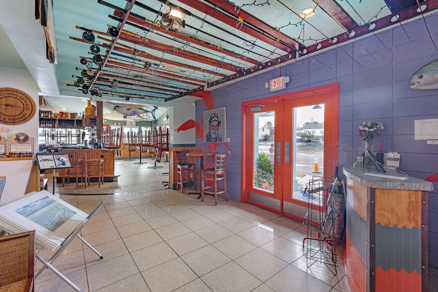 More Photos Of 108 Anastasia Blvd, Saint Augustine Restaurant For Sale