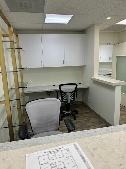 More Photos Of 1501 Superior Ave, Newport Beach Medical For Lease