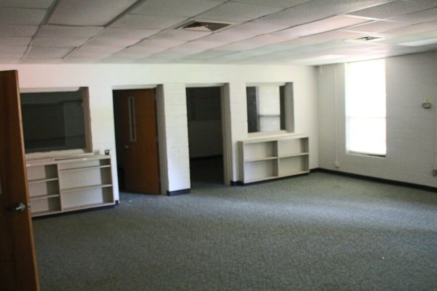 More Photos Of 4117 Greenville Rd, Lagrange Schools For Sale