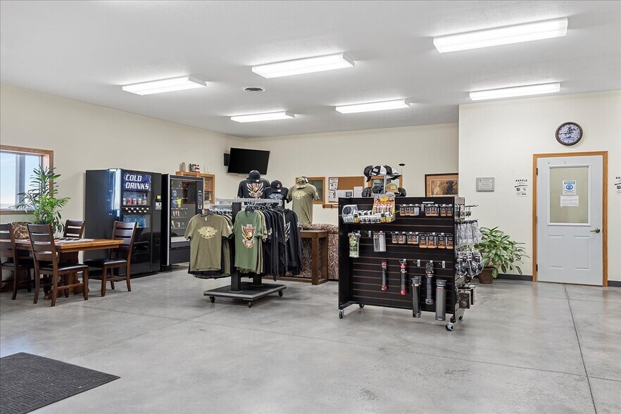 More Photos Of 1001 High Prairie Dr, Athens Freestanding For Sale