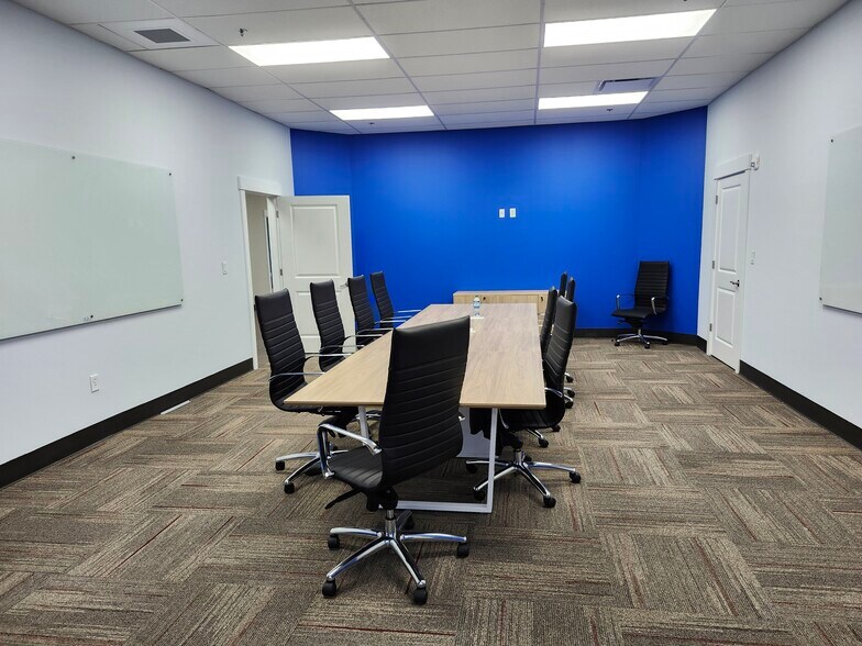 More Photos Of 528 Sunbury Rd, Midway Warehouse For Lease