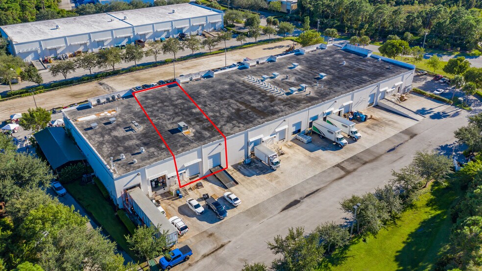 More Photos Of 679 NW Enterprise Dr, Port Saint Lucie Light Distribution For Sale