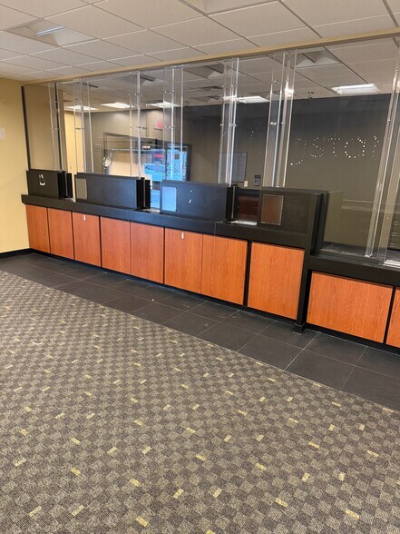 More Photos Of 349 John St, East Newark Office For Sale