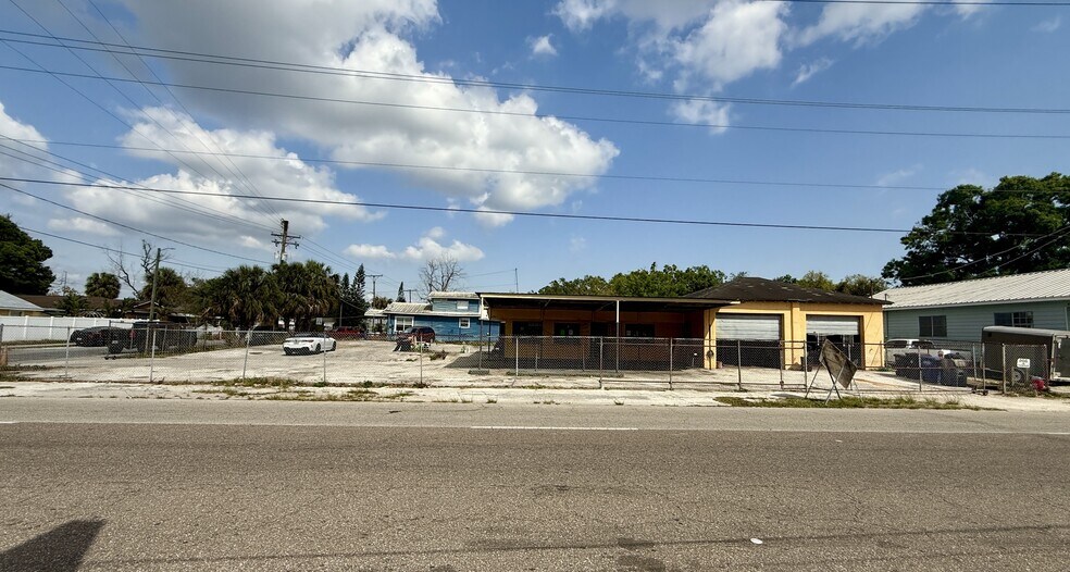 More Photos Of 3425 N 15th St, Tampa Auto Repair For Sale
