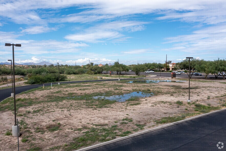 More Photos Of N Oracle Rd @ 1st Ave, Oro Valley Unknown For Lease