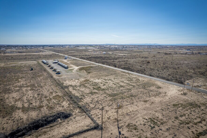 More Photos Of 158 Co Road 404, Pecos Apartments For Sale