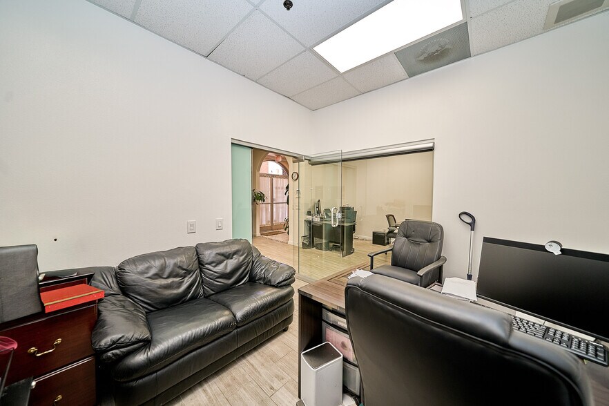 More Photos Of 308 S 1st Ave, Arcadia Apartments For Sale