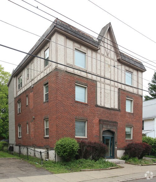 More Photos Of 139 Murray St, Binghamton Apartments For Sale