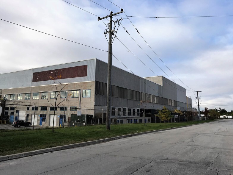More Photos Of 1510 Birchmount Rd, Toronto Service For Lease