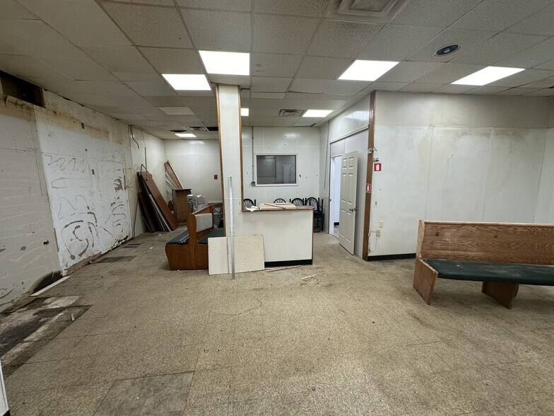 More Photos Of 76 S Main St, Franklinville Storefront For Lease
