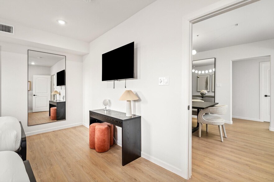 More Photos Of , Houston Multifamily For Sale