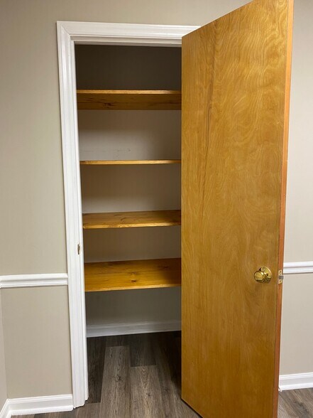 More Photos Of 825 Majestic Ct, Gastonia Medical For Lease