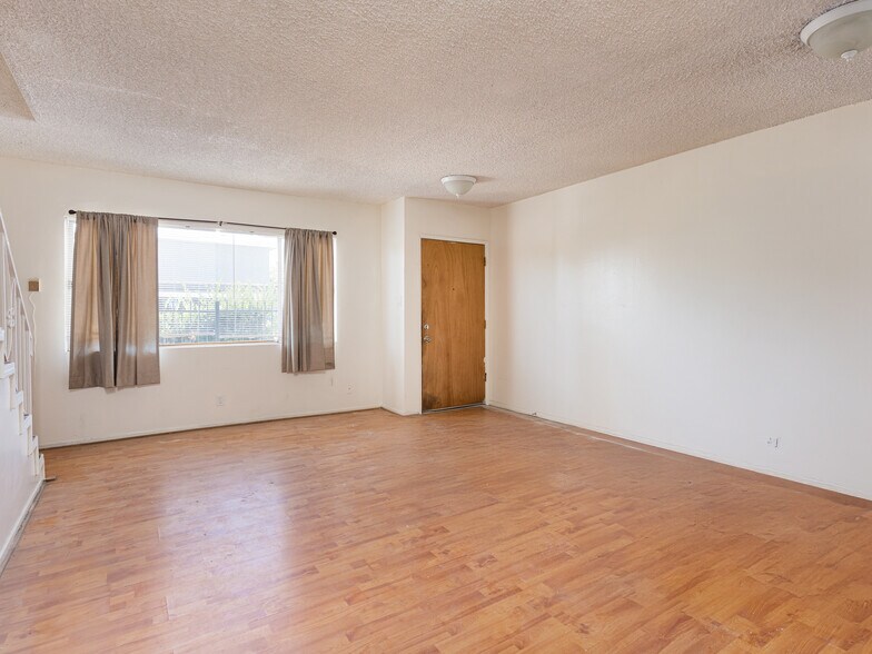 More Photos Of 11545 Gale Ave, Hawthorne Apartments For Sale