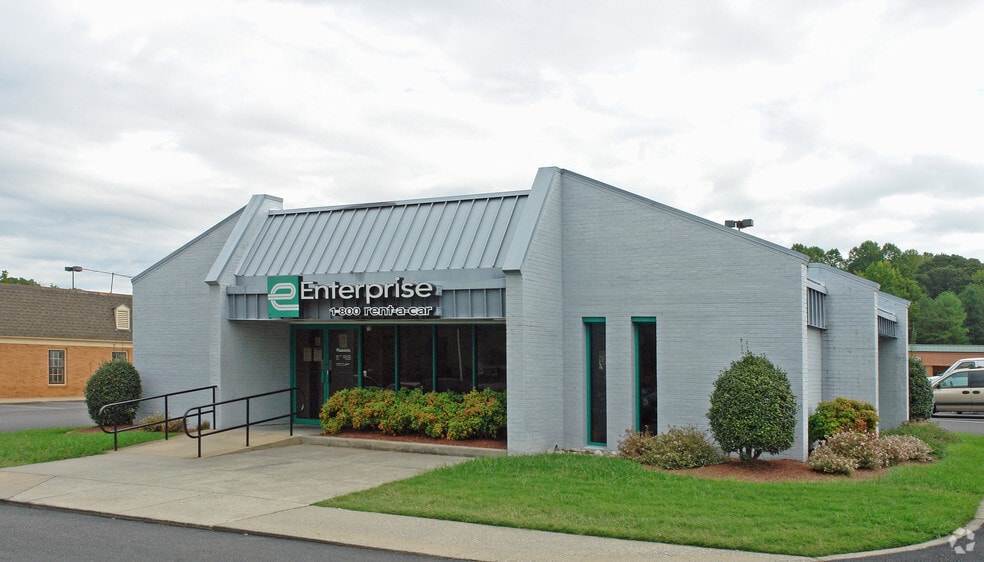 More Photos Of 551-801 Merrimac Trl, Williamsburg Unknown For Lease