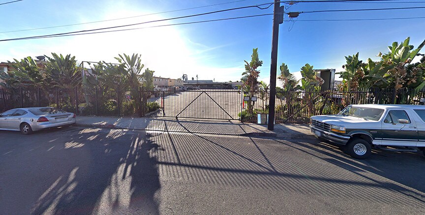 More Photos Of 2121 & 2203 N Santa Fe Ave, Compton Land For Sale