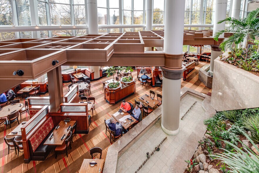 More Photos Of 8000-8500 Normandale Lake Blvd, Bloomington Unknown For Lease