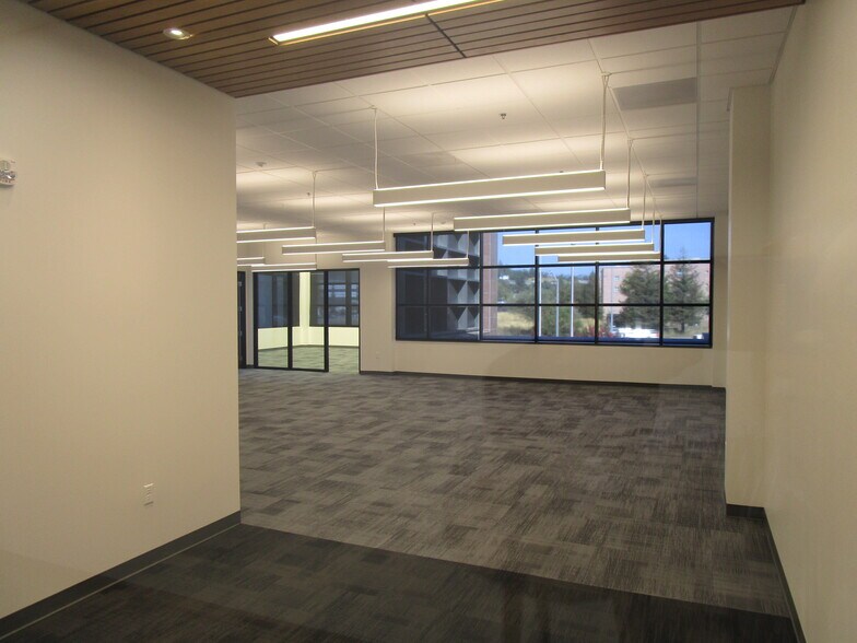 More Photos Of 3035 Cleveland Ave, Santa Rosa Office For Lease