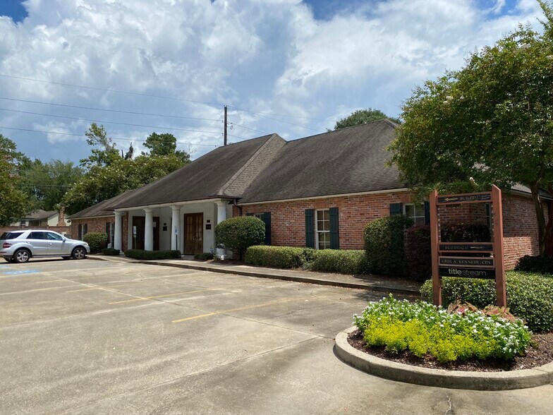 More Photos Of 9456 Jefferson Hwy, Baton Rouge Medical For Lease