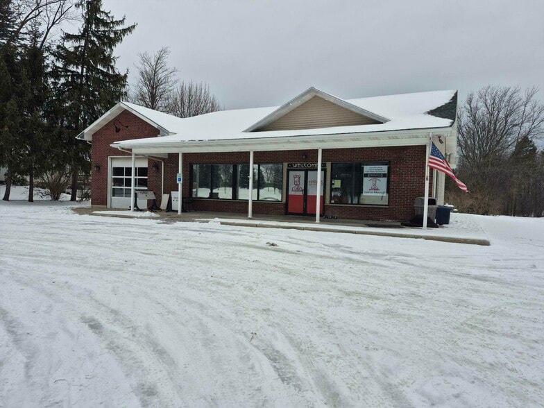 More Photos Of 1342 Quaker Rd, East Aurora General Retail For Sale