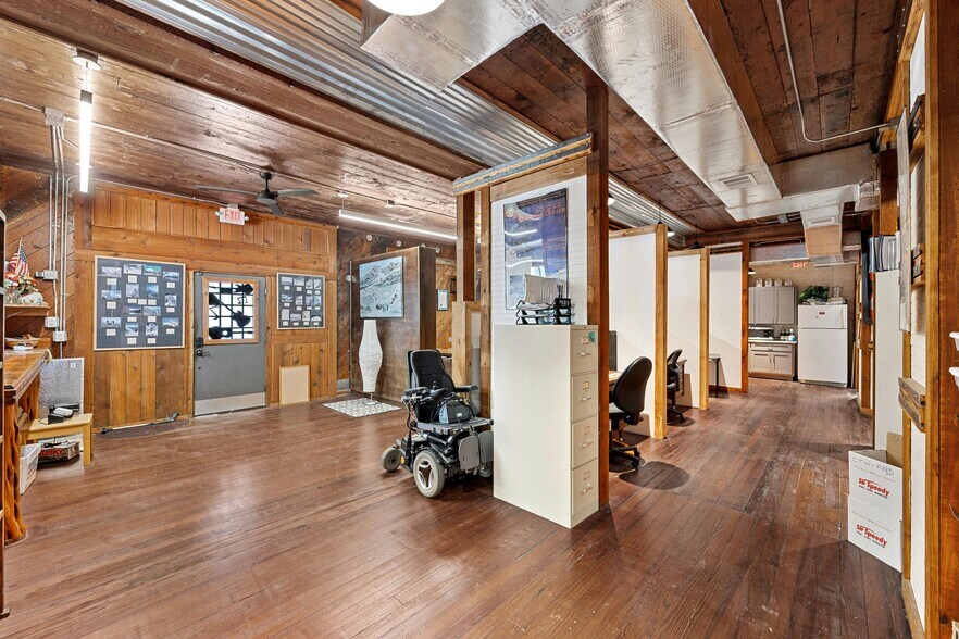 More Photos Of 1716 San Antonio St, Austin Loft Creative Space For Sale
