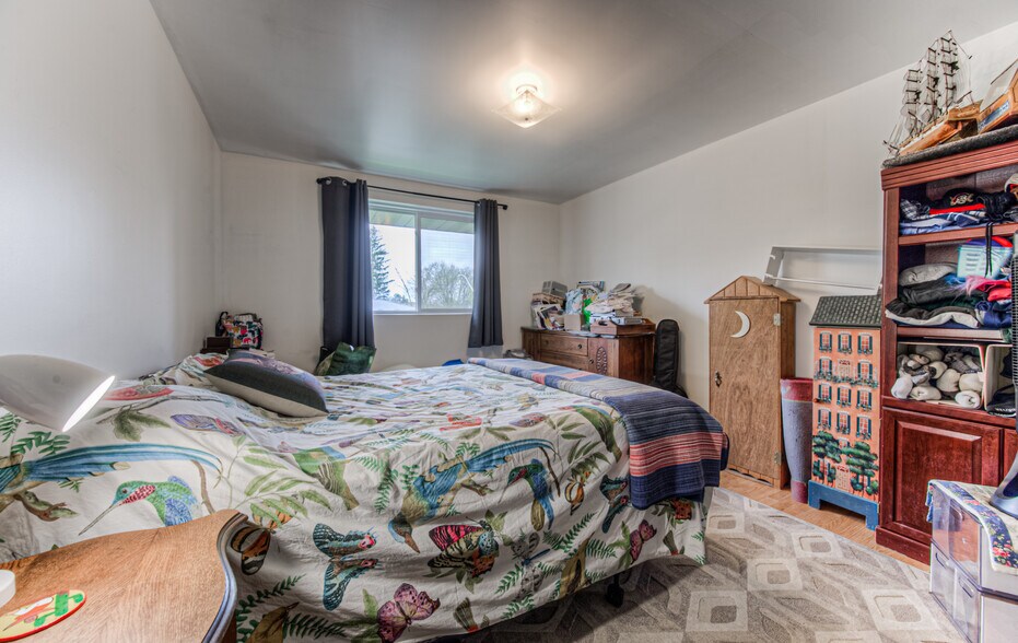 More Photos Of 15 Killdeer Rd, Elmira Apartments For Sale