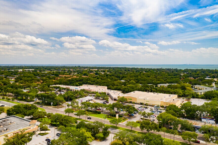 More Photos Of 2810-3016 54th Ave S, Saint Petersburg Unknown For Lease