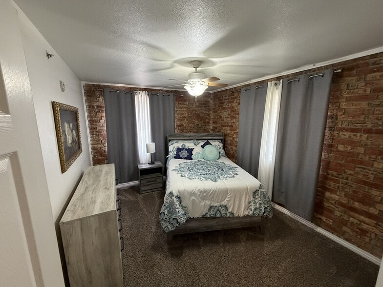 More Photos Of 7402 Overton Ave, Raytown Apartments For Sale