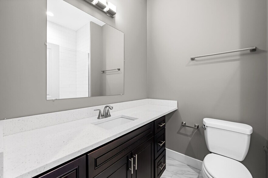 More Photos Of 320 S Highland Ave, Baltimore Apartments For Sale