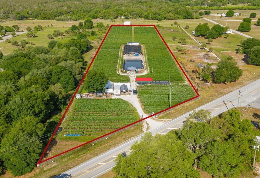 More Photos Of 3510 Walk in Water Rd, Lake Wales Winery Vineyard For Sale