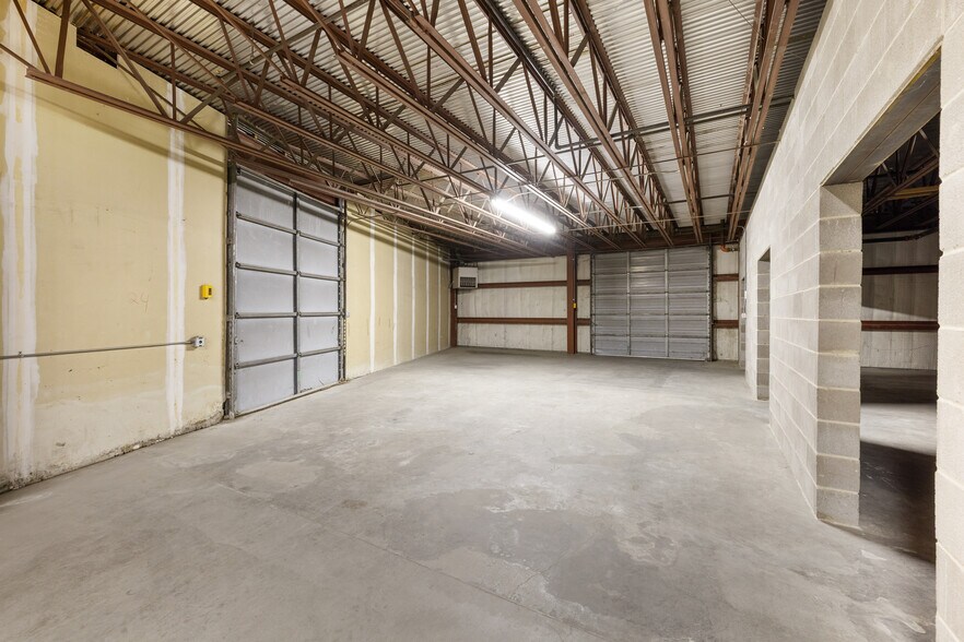 More Photos Of 888 Antler Dr, Casper Warehouse For Sale