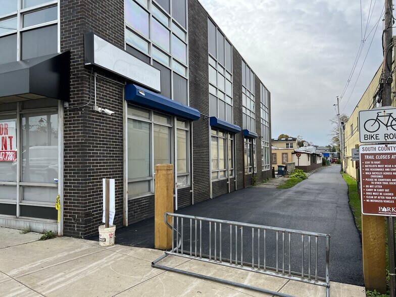 More Photos Of 10 W Main St, Elmsford Medical For Sale