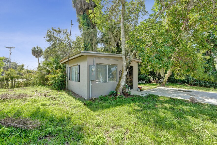 More Photos Of , Moore Haven Multifamily For Sale