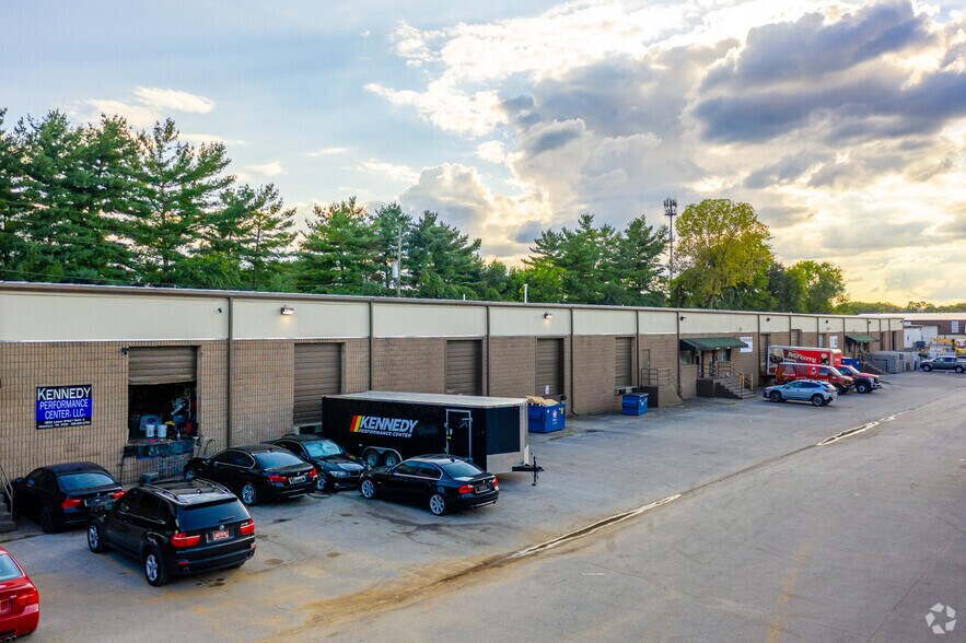 More Photos Of 2832 Logan St, Nashville Warehouse For Lease