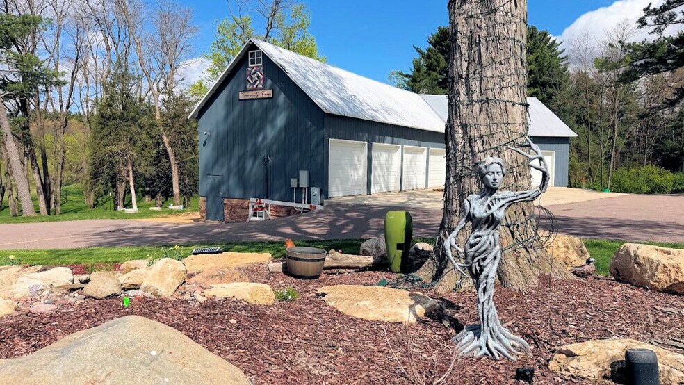 More Photos Of 3884 S Gillette Dr, Wisconsin Dells Lodge Meeting Hall For Sale