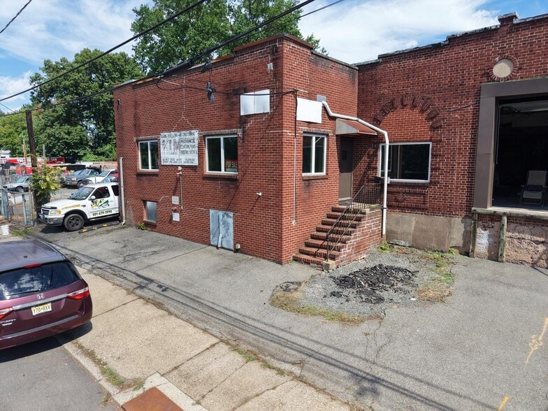 Primary Photo Of 109 West Shore Ave, Dumont Manufacturing For Sale