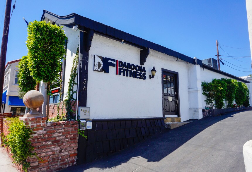 More Photos Of 1966-1970 S Coast Hwy, Laguna Beach Storefront For Lease