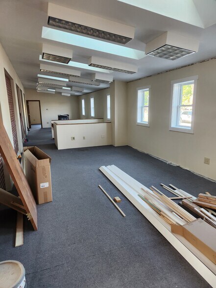 More Photos Of 107 W Liberty St, Rome Office For Sale