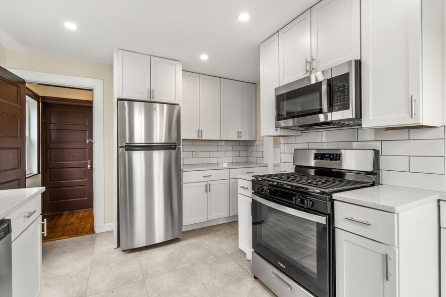 More Photos Of 10 Royal St, Boston Multifamily For Sale