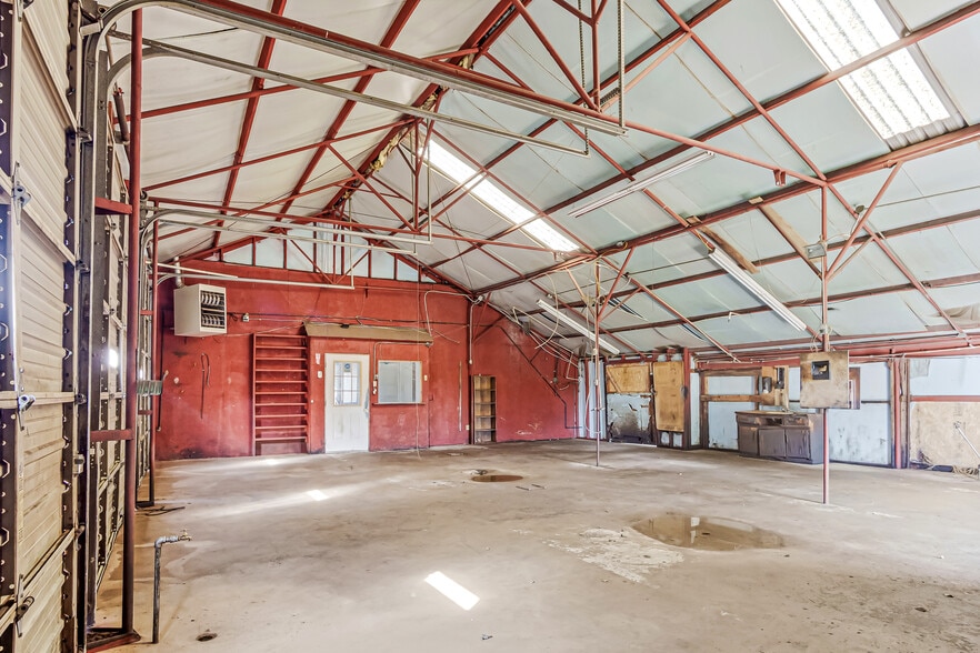 More Photos Of 11944 NE 23rd St, Choctaw Auto Repair For Sale