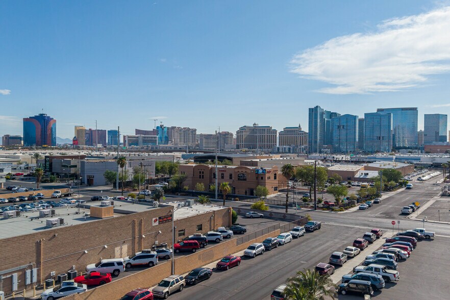 More Photos Of 4185 W Tompkins Ave, Las Vegas Auto Repair For Sale