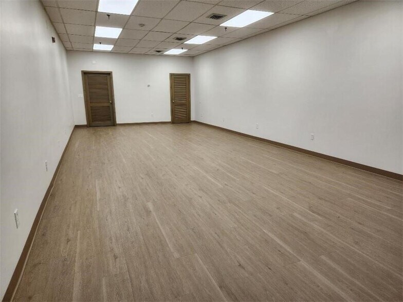More Photos Of 140 Point Judith Rd, Narragansett Storefront Retail Office For Sale