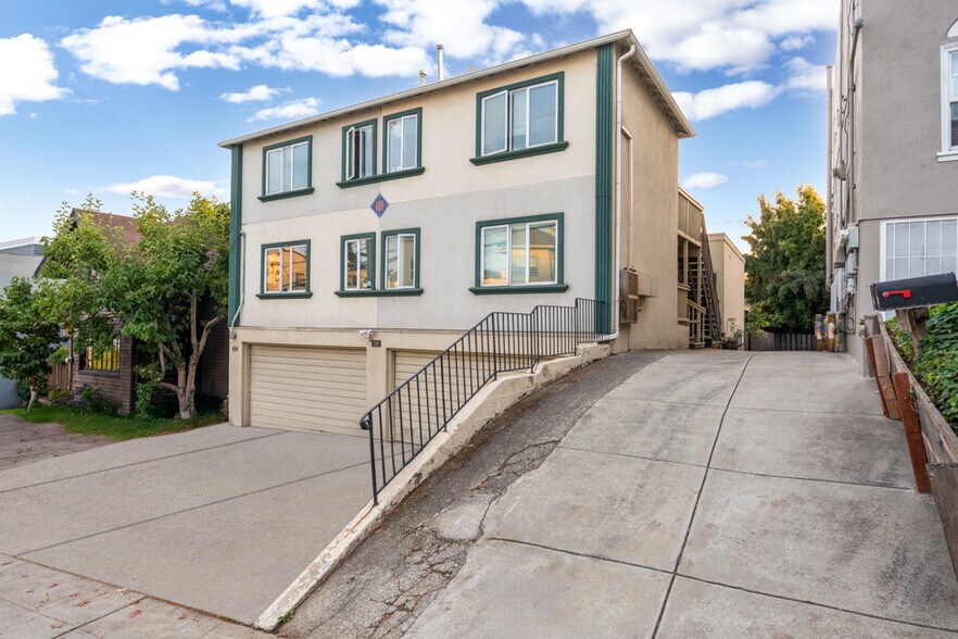 More Photos Of 539 Mandana Blvd, Oakland Apartments For Sale