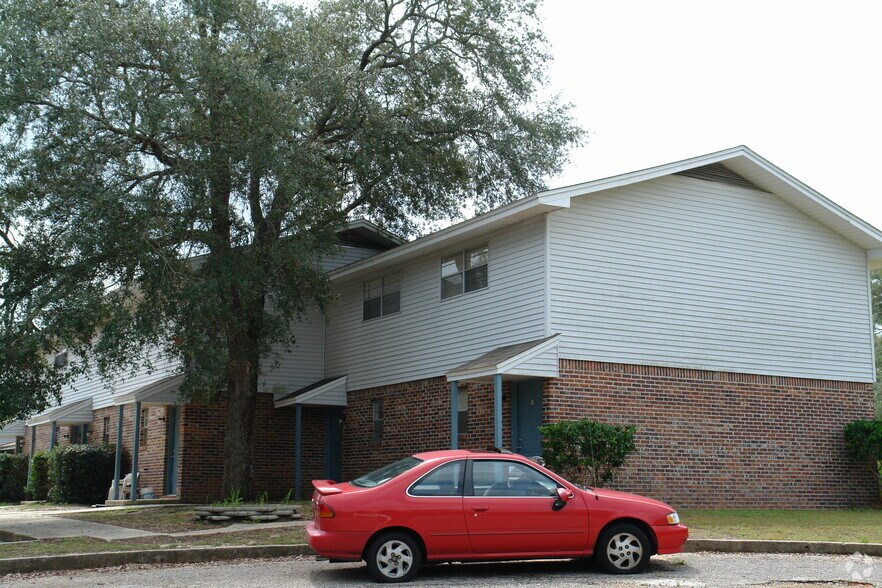 More Photos Of 400 Kelly Mill Rd, Valparaiso Apartments For Sale