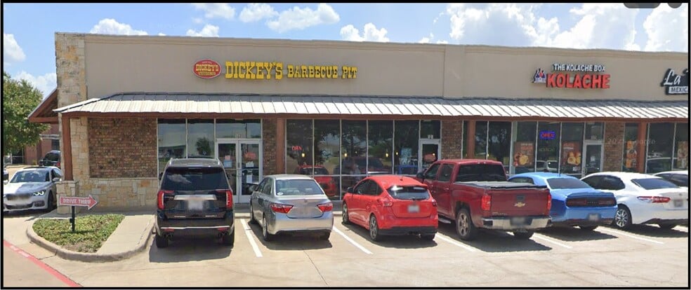 Primary Photo Of 1630 Valwood Pky, Carrollton Unknown For Lease