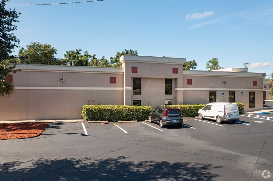 Primary Photo Of 11301 N US Hwy 301, Thonotosassa Medical For Lease