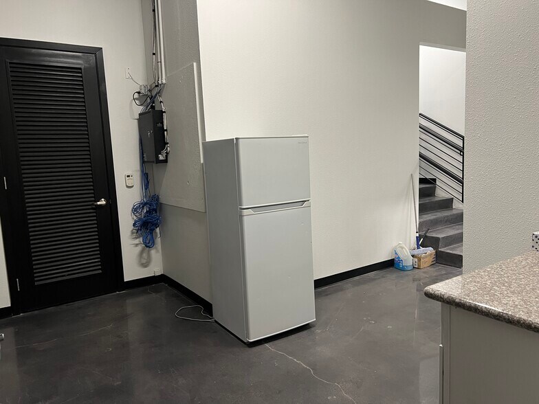 More Photos Of 353 E Bonneville Ave, Las Vegas Apartments For Lease