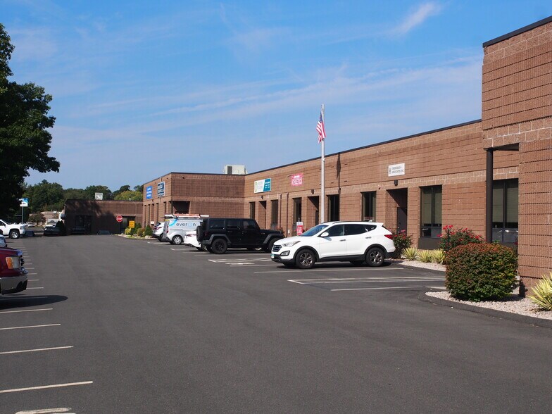 More Photos Of 9 Business Park Dr, Branford Office For Lease
