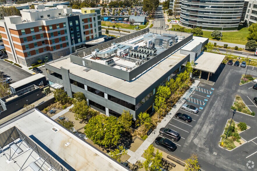 More Photos Of 600 Gateway Blvd, South San Francisco Office For Lease