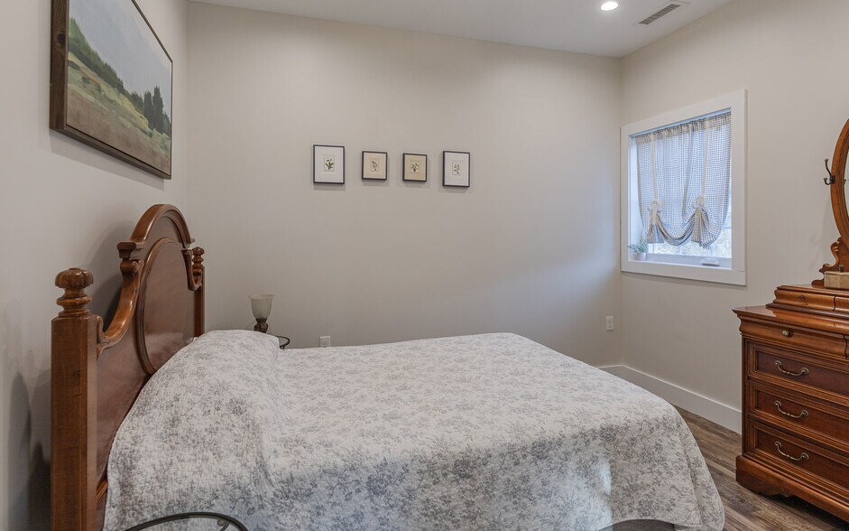 More Photos Of 6 Ames Plaza Ln, Walpole Office For Sale